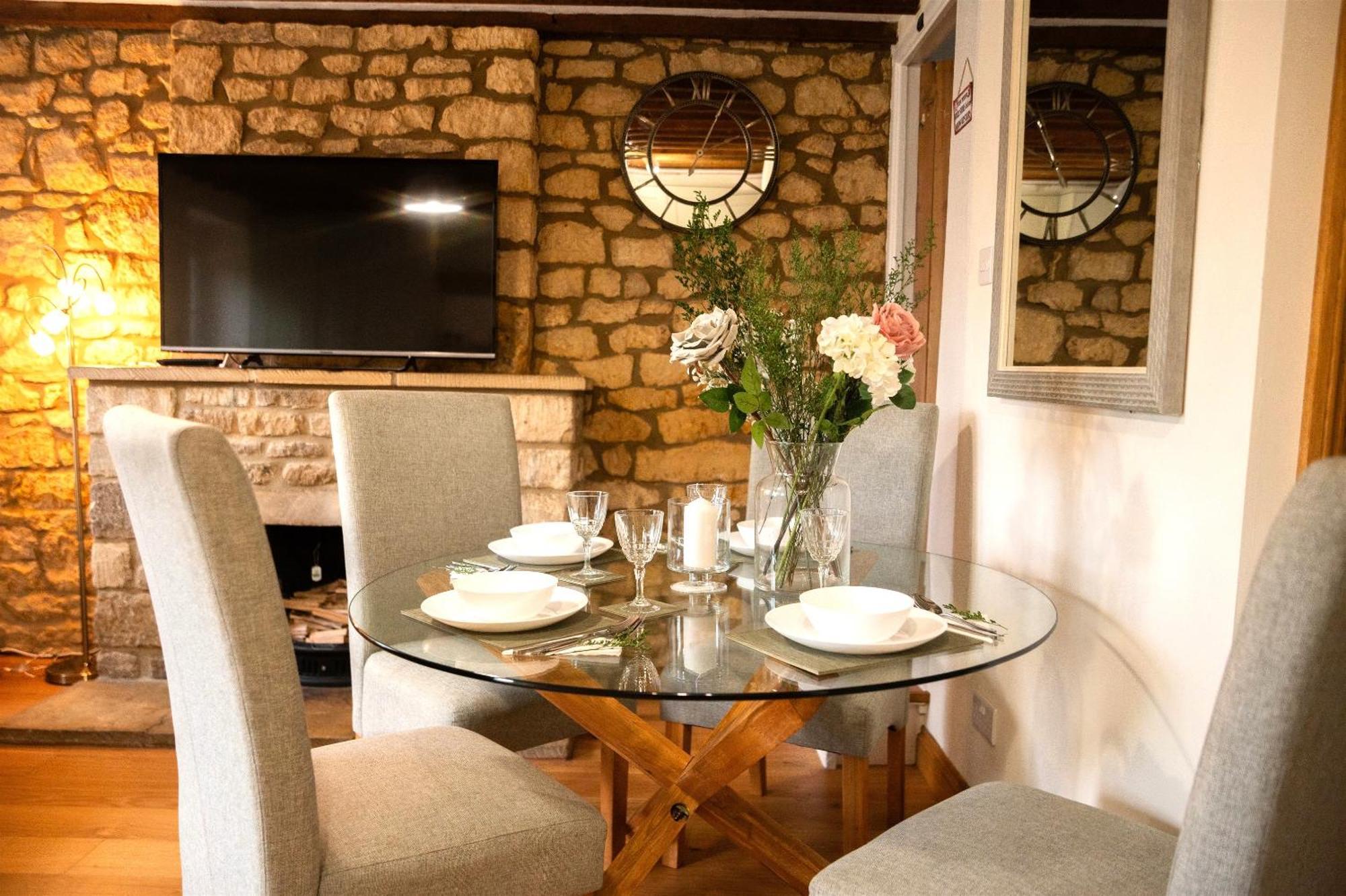 2 Bedroom Charming & Luxury Malt Cottage, Garden, Netflix, Free Parking Bourton-on-the-Water Exterior foto